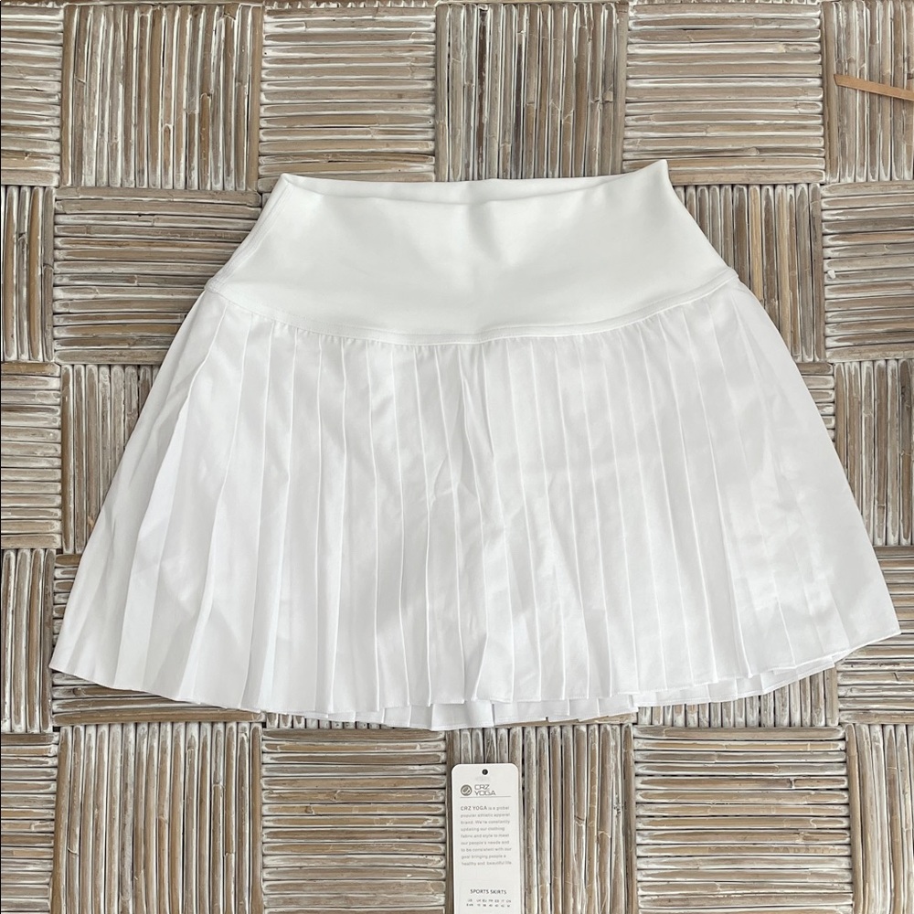 CRZ YOGA White Pleated Skirt - S
